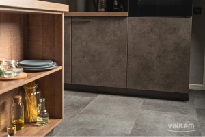 Фото Виниловая плитка Vinilam Ceramo Stone WPC 71610 Цемент Стальной 