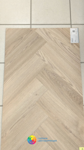 Фото Виниловая плитка Pergo Vorma Pad Pro Rigid V4524-40215 Норвежский Дуб бежевый елочка 