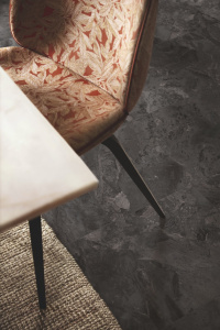 v4320-40170_альпиискии-камень-черныи