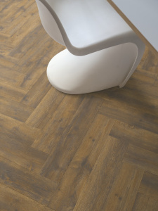 v4524-40287_вековои-дуб-темныи-елочка1